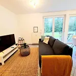 1 Bedroom Flat With Balcony&Garden